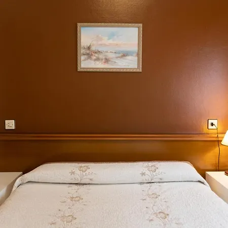 Eladia Hotel Onís